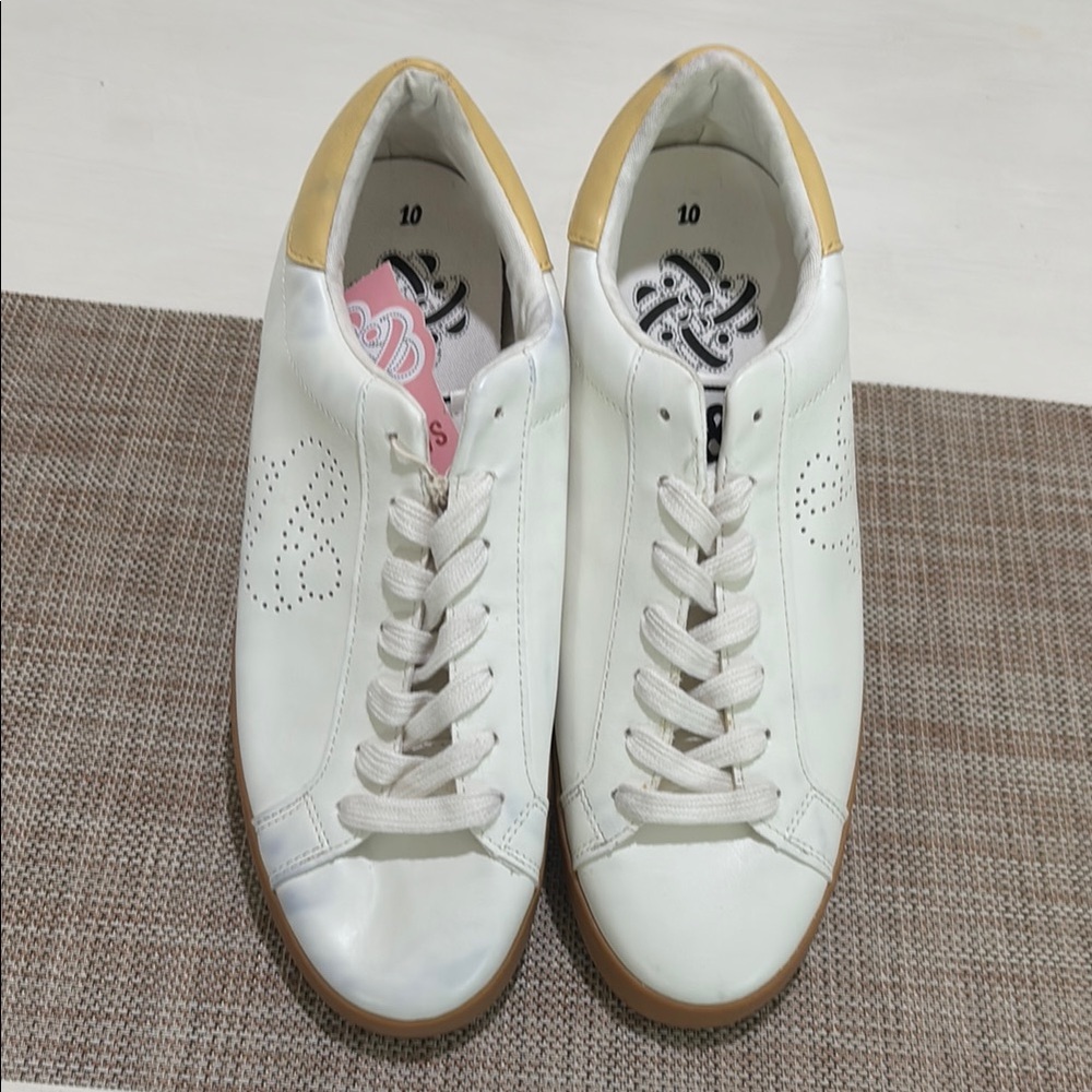 NWT Sam & Libby White and Yellow Casual Sneakers with Gum Sole. Very stylish! - Picture 9 of 10